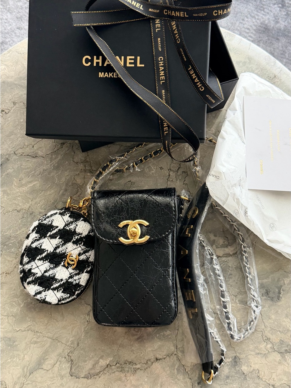CHANEL VIP Limited Edition Crossbody/Shoulder Novelty Bag/Phone/Mini Coin Pouch